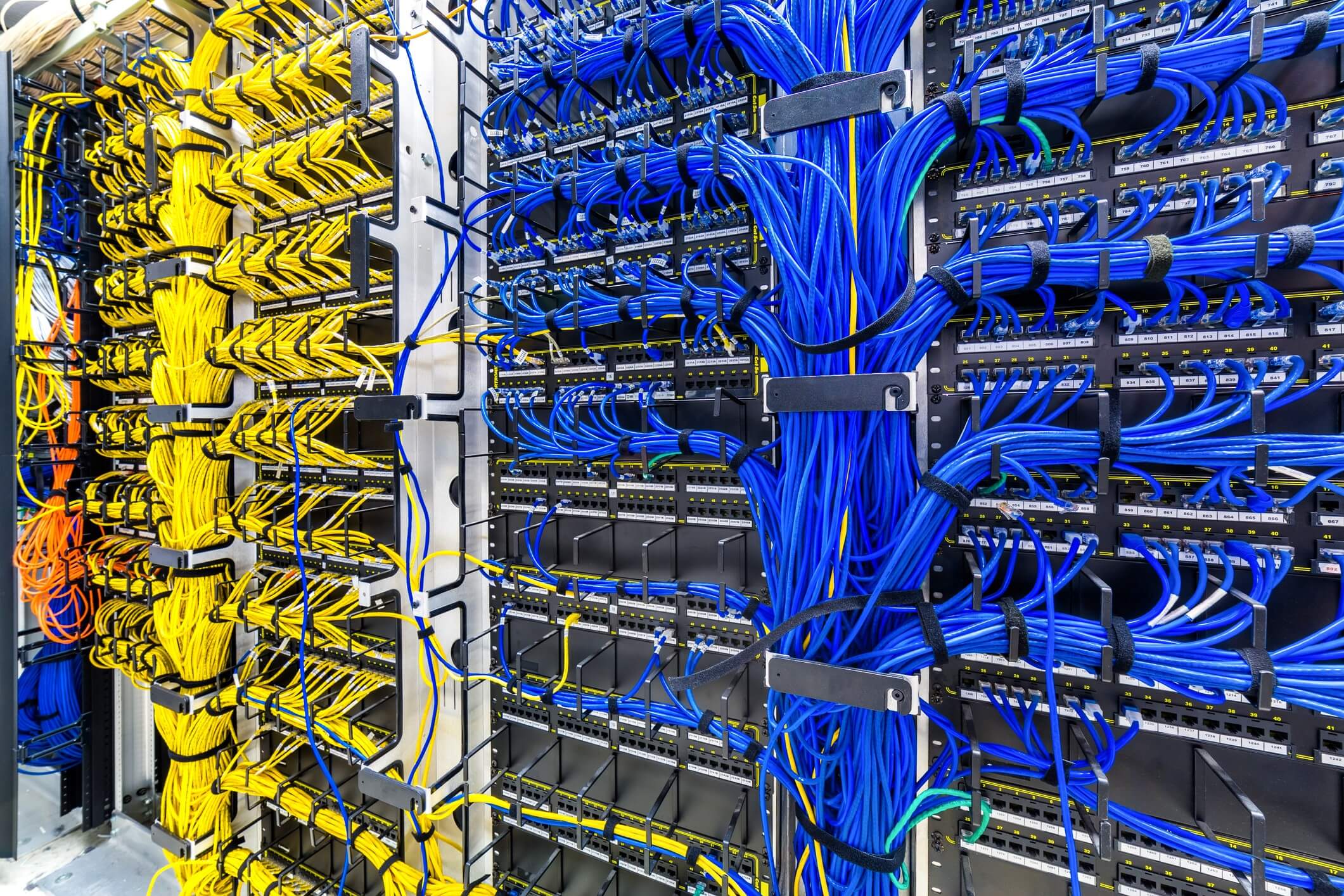 Top tips for choosing a cable management solutions